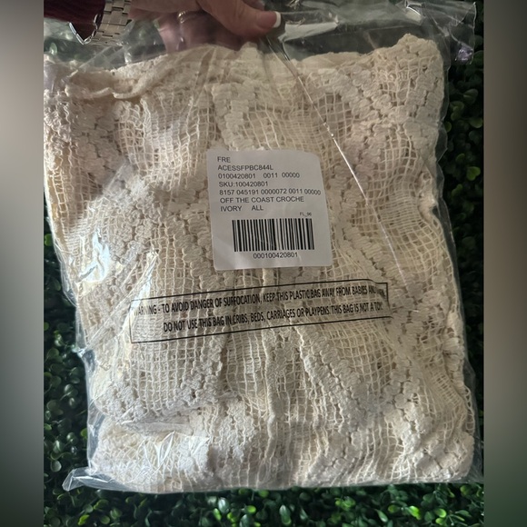 FREE PEOPLE Off The Coast Crochet Layer CARDIGAN - Picture 5 of 9